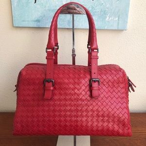 Bottega Veneta Red Intrecciato Boston Bag ❤️